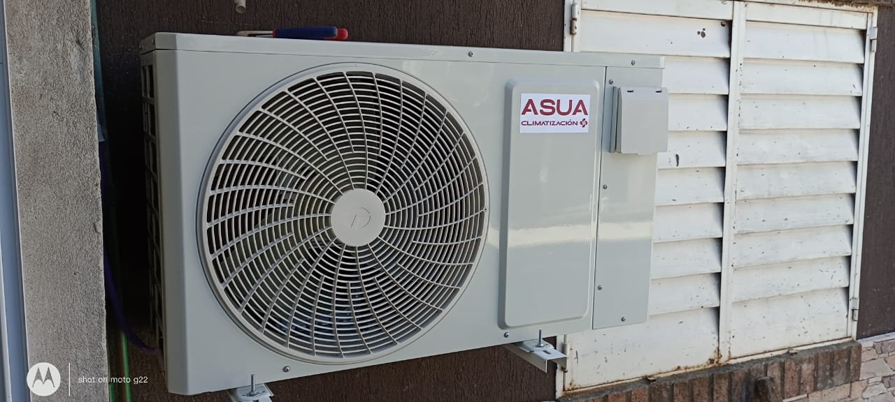 Colocación de piscina en Mocoretá